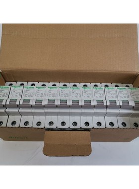 Schneider Electric OSMC65H1C6 12 Stck. Leitungsschutzschalte