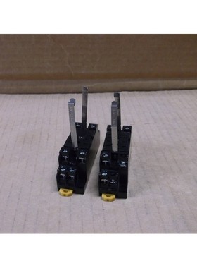 Socket De Relé De Montaje En Riel DIN Omron DPDT 10A PYFZ-0