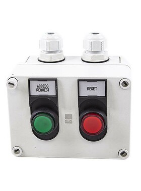 RITTAL 4X AND 12K PK 9509 000 IP 66 + ALLEN BRADLEY 800F-X10