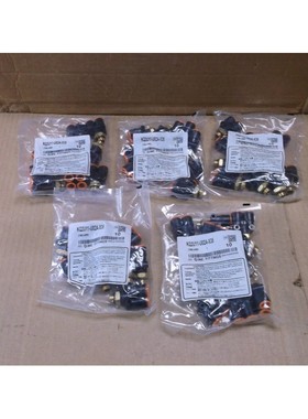 Quantità 10) KQ2U11-U02A-X35 SMC come Nuovo One Touch Racco