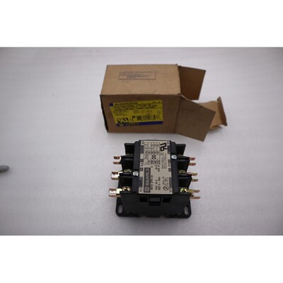 全新 Square D 8910DPA33V02 定义用途接触器 3 极开口库存 H890A