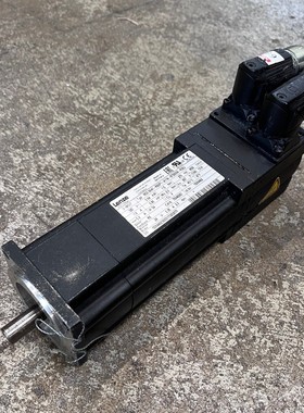 1x Lenze Typ MCS 06141-RS0P1-A11N-ST5S00N-R0SU Servomotor
