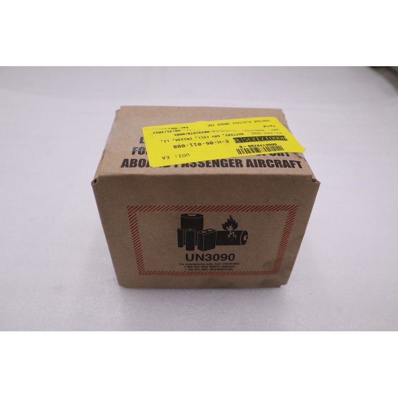 Streamlight 3V CR123A 锂电池(2 包)85175(12 盒)库存 G522A