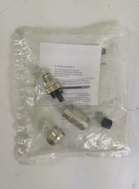 BALLUFF Kpl.-Stecker 5P. S. 715/B-COD/ 120550 NEU