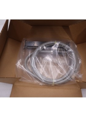 AB 全新开箱 ALLEN BRADLEY 有线电缆 1492-ACABLE025F AB 库存 C