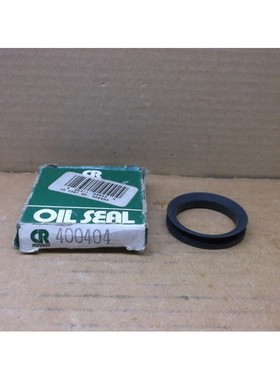 400404 CR Industries NEW In Box Oil Bearing Shaft Seal Chica