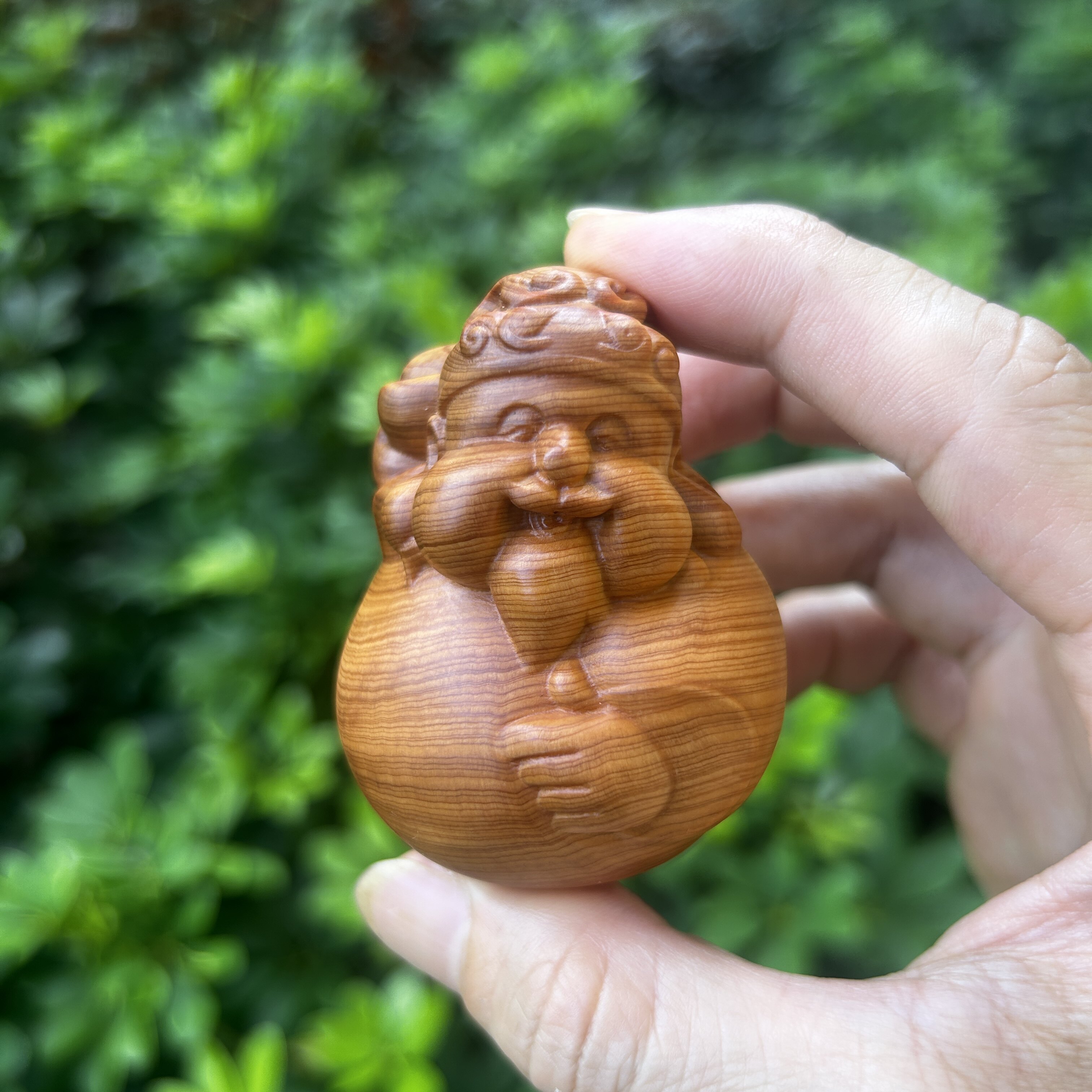 天然崖柏陈化料实木雕刻财神爷文玩手把件随身把玩招财桌面小摆件