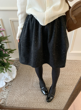 2025新款复古毛呢花苞半身裙女秋冬高腰显瘦遮胯百搭中款亮片裙子