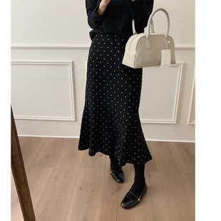 2025秋冬季新款韩系氛围感穿搭法式复古包波点鱼尾半身裙子女秋