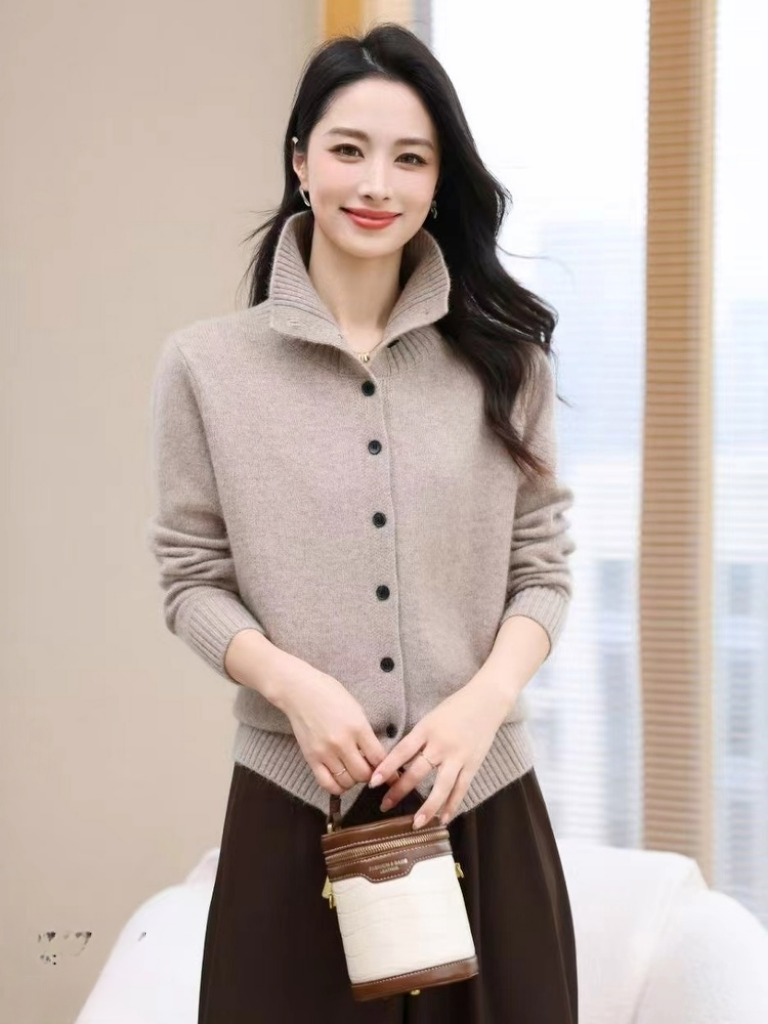 双鹿羊毛衫女士开衫高领羊驼绒加毛针织衫