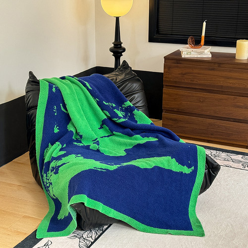 北欧风绿色地图毯子半边绒午睡盖毯沙发装饰毯子轻奢四季通用卧室