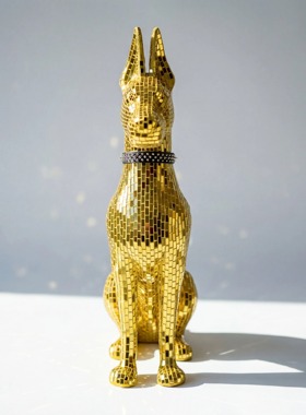 【本尼家】BJ168现代艺术玻璃钢金色镜片装饰杜宾犬落地摆件