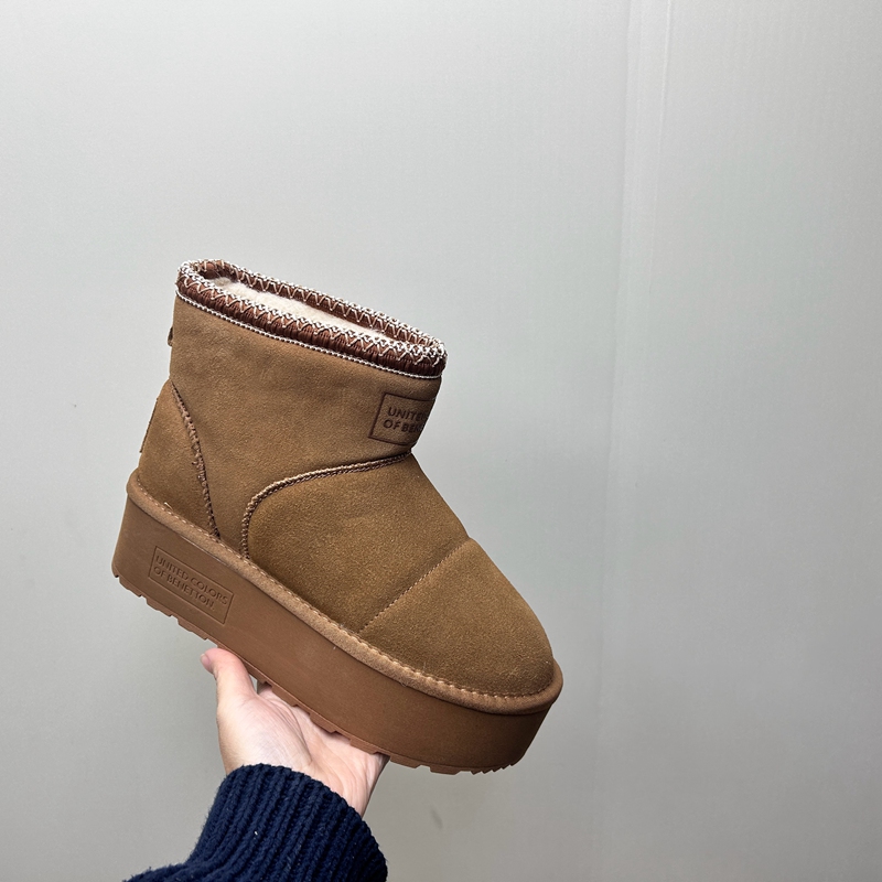 工厂2025处理冬款断码真皮女鞋雪地靴牛皮厚底套脚绒里舒适女短靴