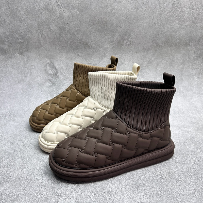工厂2025秋冬断码超纤女鞋雪地靴厚底休闲舒适保暖时尚套脚短靴