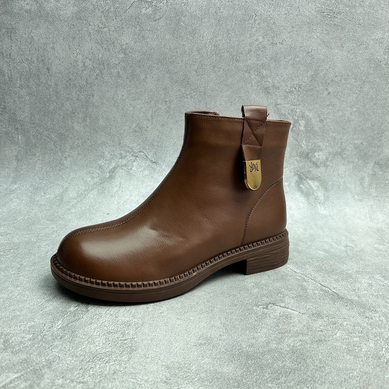 工厂2025秋冬真皮女鞋真皮拉链圆头复古平底切尔西靴厚底短靴