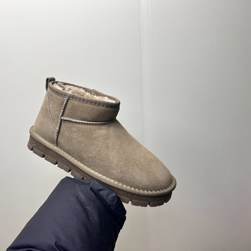 工厂2025处理冬款断码真皮女鞋雪地靴牛皮厚底套脚绒里舒适女短靴