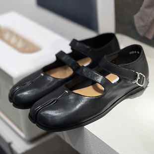 2026春款小众设计师分趾猪蹄鞋女百搭圆头软底玛丽珍鞋浅口单鞋