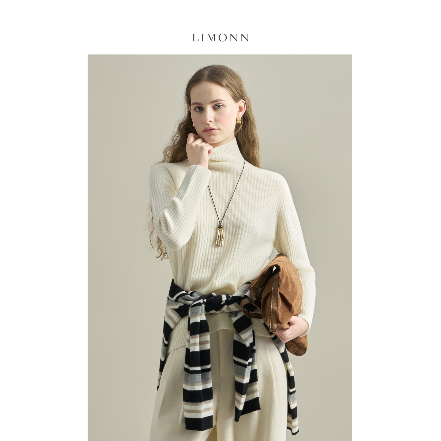 100羊毛高领坑条针织衫