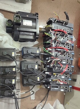 议价汇川驱动器SV660NS5R5I 两台 SV660NS2R8