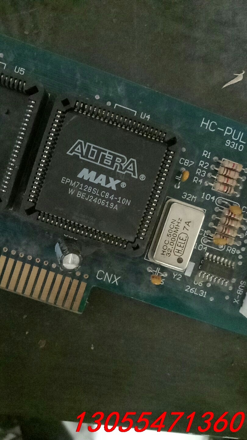 议价阿尔特拉EPM7128SLC84-10N芯片出售,另带一个微
