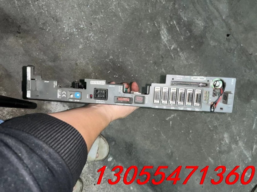 议价发那科A16B-3200-049 线路板IO版，有磕碰，具体