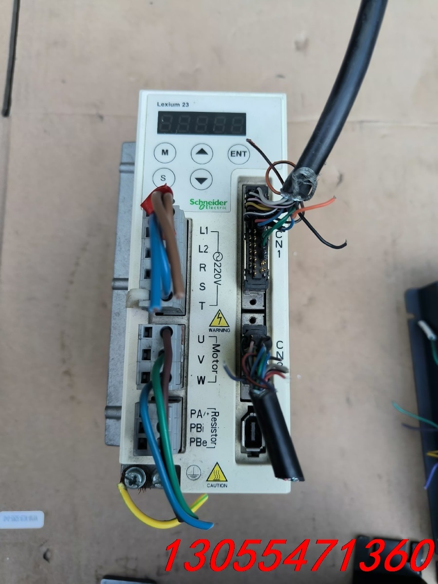 议价施耐德LXM23CU02M3X 200w实物图！所见即所得，