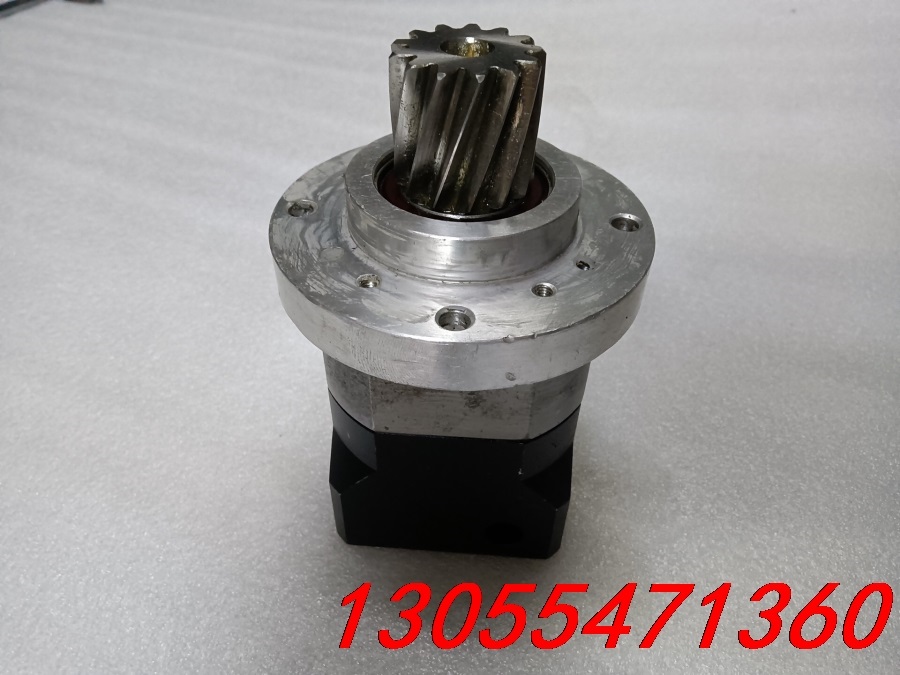 议价400W伺服电机行星减速机，60PLF8K速比1:8，入轴1