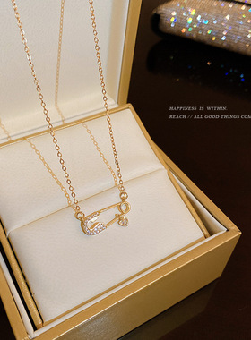 ins小众设计感锁骨链轻奢锆石别针钛钢项链女潮气质网红个性吊坠