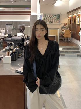 Halo Luu 法式黑色衬衫女春季v领上衣宽松显瘦慵懒设计感长袖衬衣