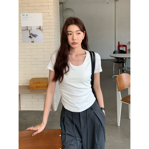 Halo Luu白色u领短袖t恤女夏季新款简约修身正肩收腰短款针织上衣