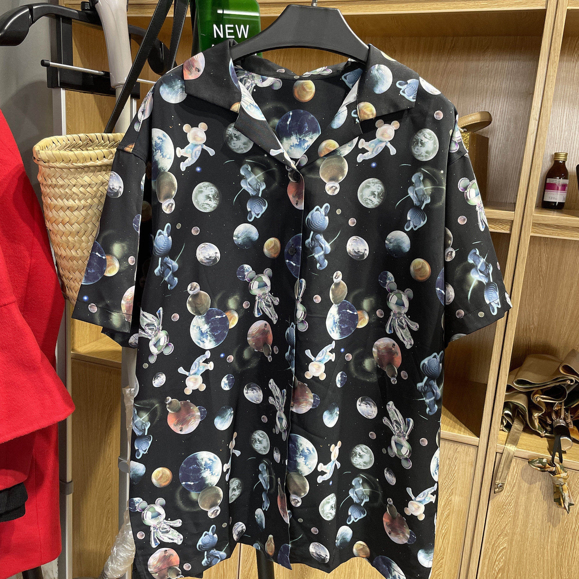 [五]兰米特卖衬衫女复古港味油画上衣夏季宽松ins日式短袖衬衣