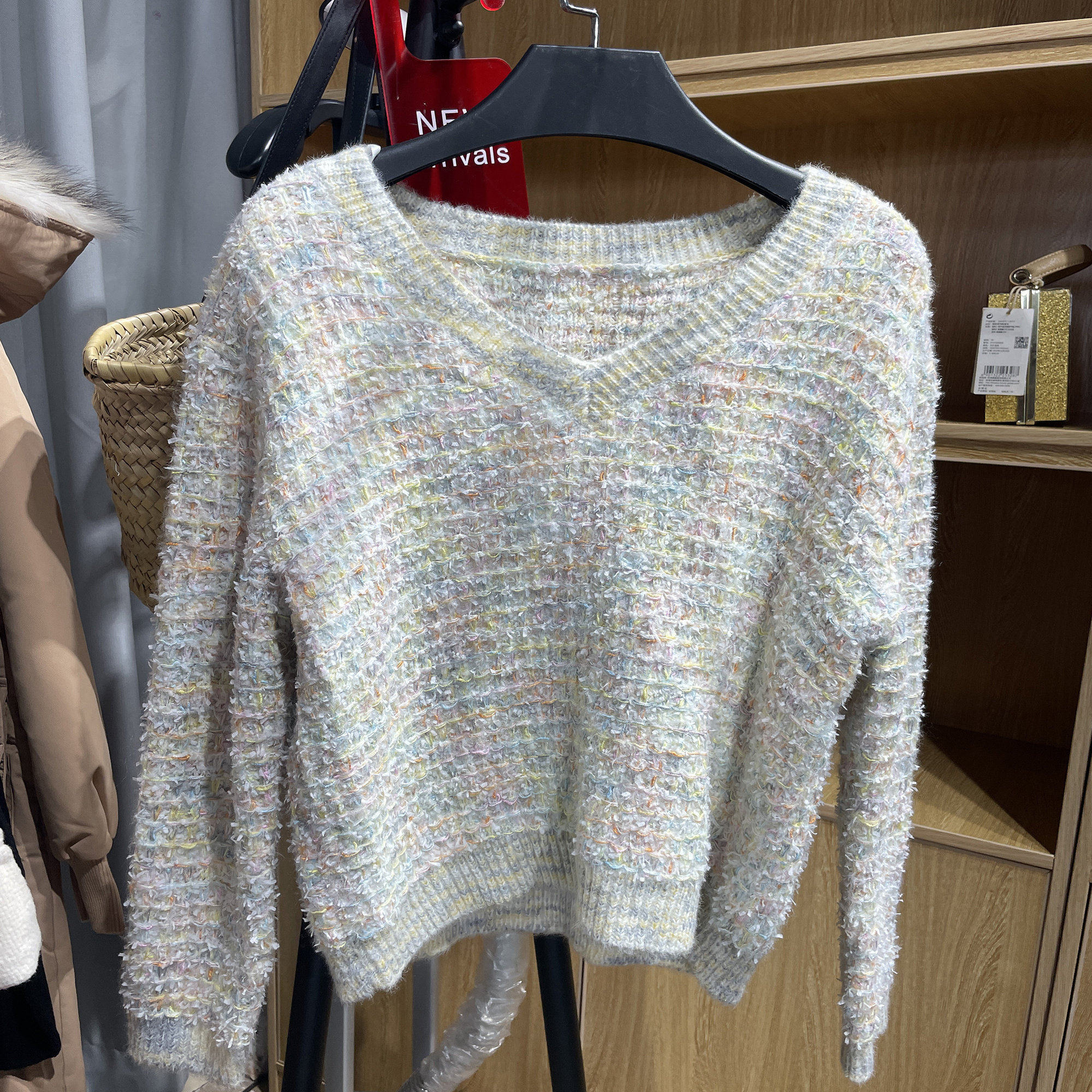 [五]兰米特卖春秋新款女装针织打底衫内搭V领宽松百搭上衣毛衣