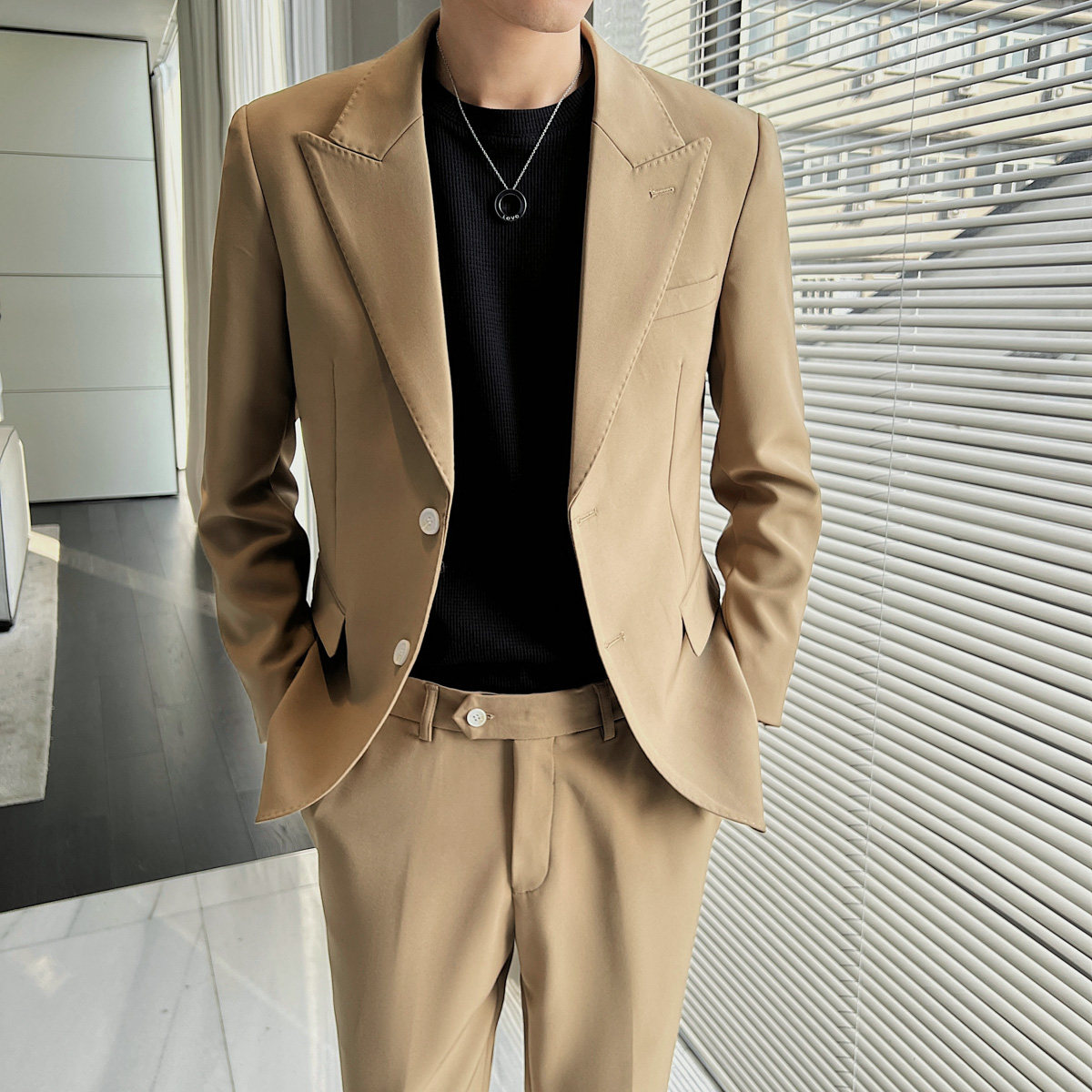 绅士挺括顺滑修身男士双扣西服经典卡其西装套装LJT819/P240,男装西服套装,电商A428