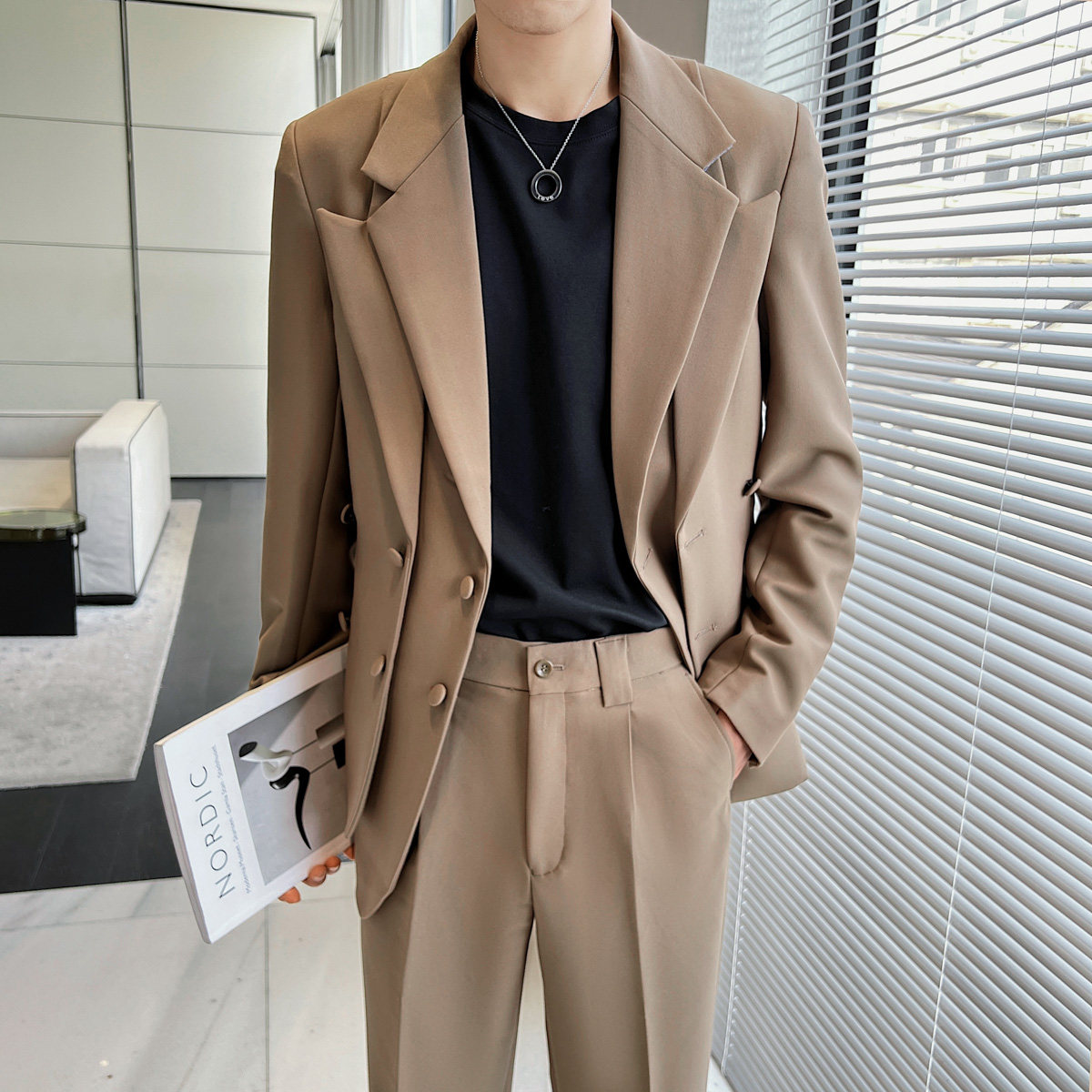 男生街头时尚双叠设计宽松西装时尚西服套装LJT831/P280，男装西服套装，电商A428