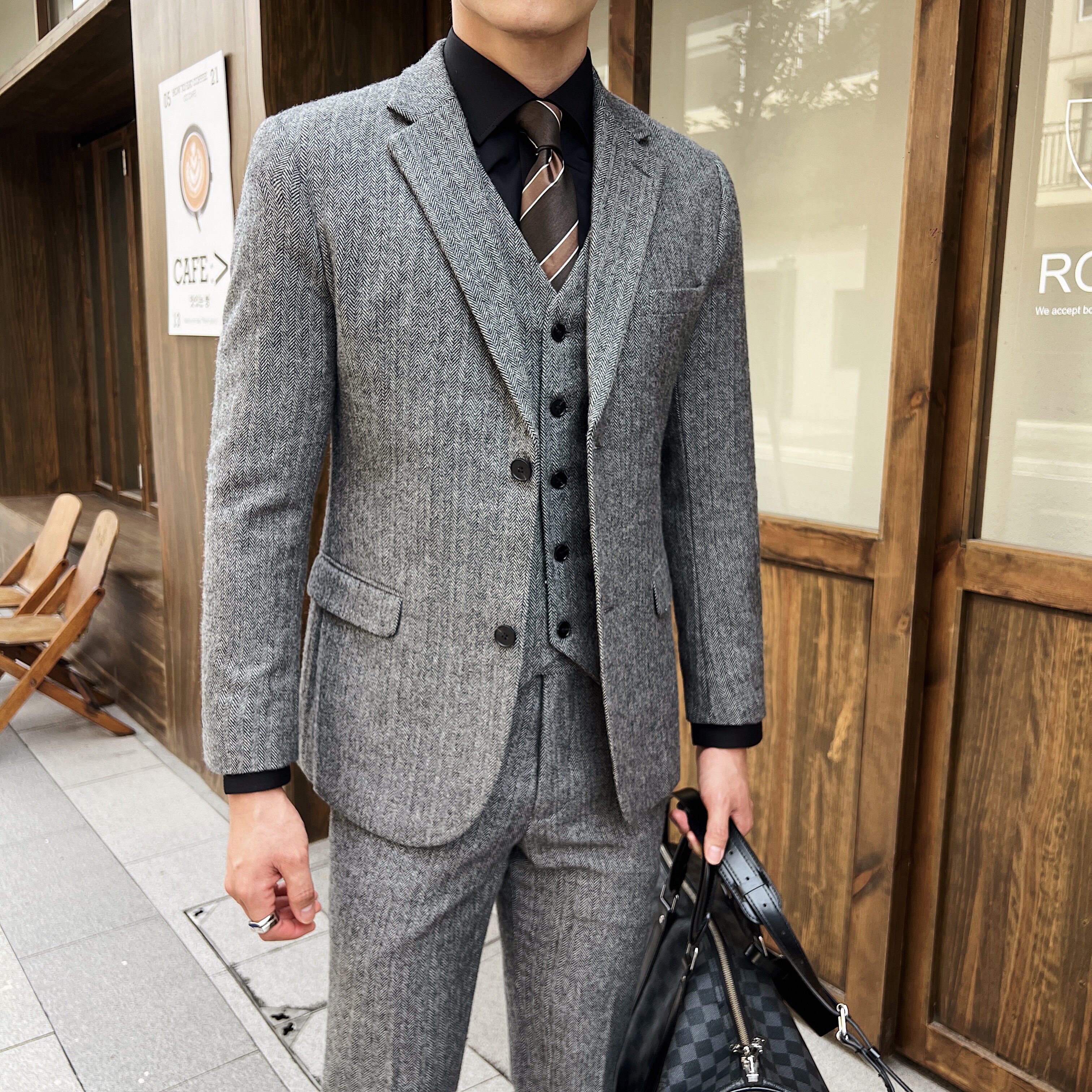 秋冬御寒修身西装男士羊毛人字斜修身双扣西服套装SJT166/P310,男装西服套装,电商A428