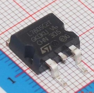 贴片 L7805C2T L7905CD2T MC7805BCD2T进口拆机三端稳压器 TO-263