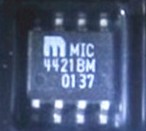 贴片 MIC4421BM MIC4421ZM MOSFET驱动器 SOP-8 可直拍 进口拆机