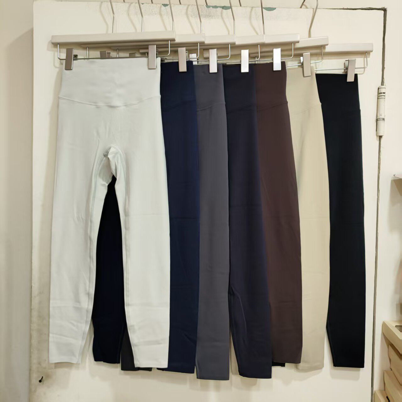 无尴尬线高腰打底裤女九分收腹提臀显瘦紧身裤外穿瑜伽鲨鱼裤7316