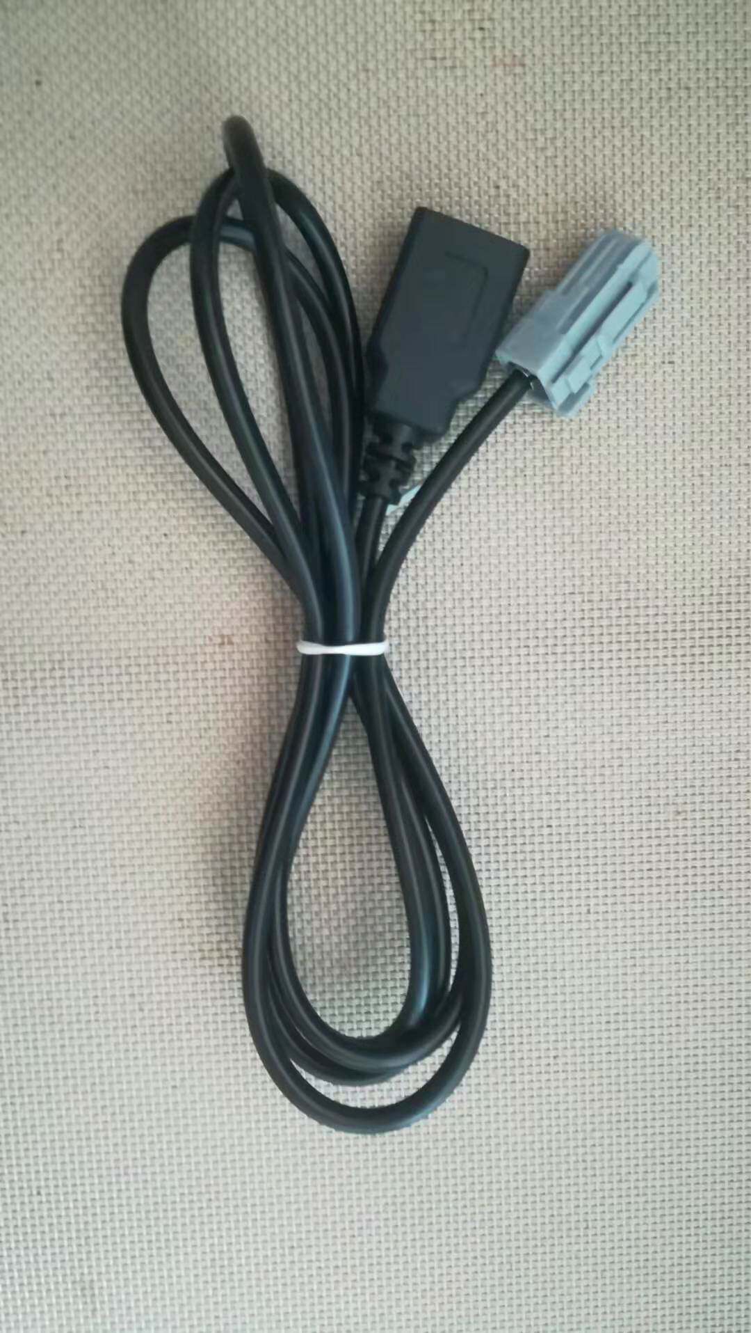 丰田 本田 USB RAV4 雷凌 卡罗拉 汉兰达 CD机 U盘数据线