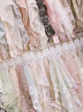 白色黑色松紧带超宽花边荷叶蕾丝礼服调整型文胸宽扣双肩带 j006