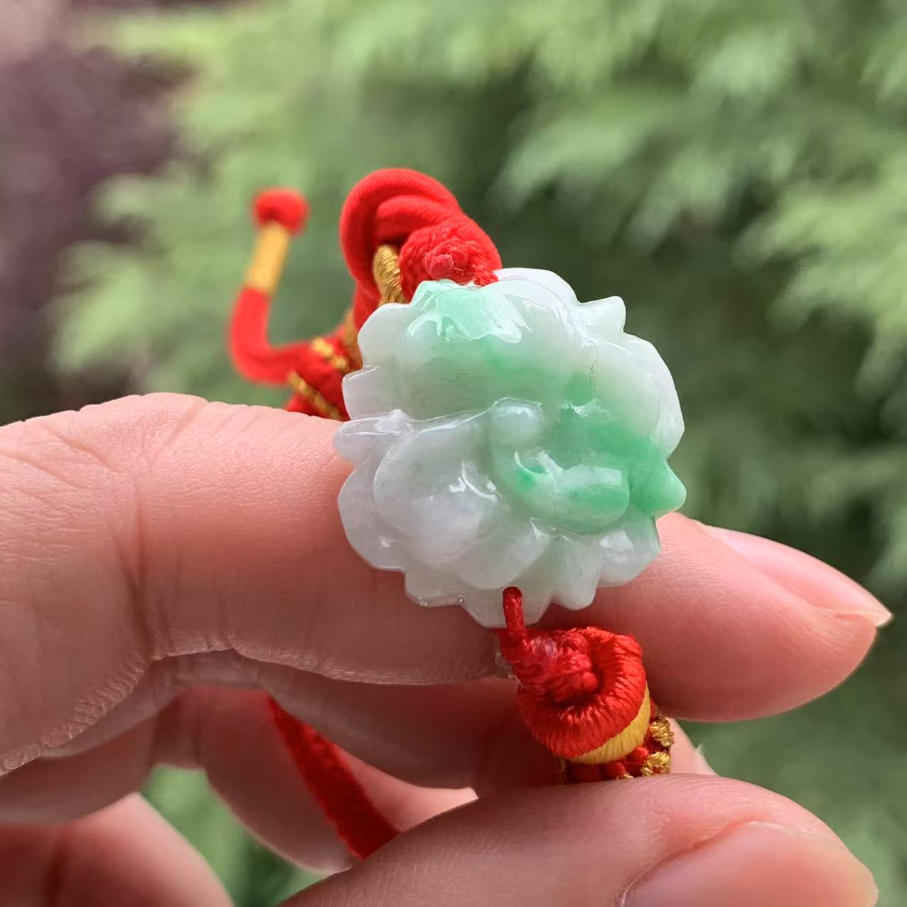 缅甸A货翡翠手牌白底青花开富贵