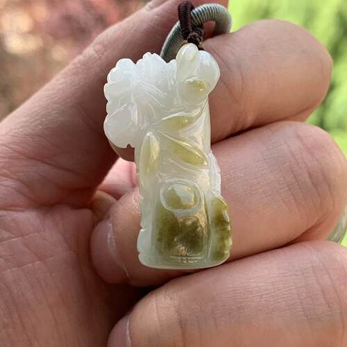 缅甸翡翠吊坠白色黄翡竹节金蝉