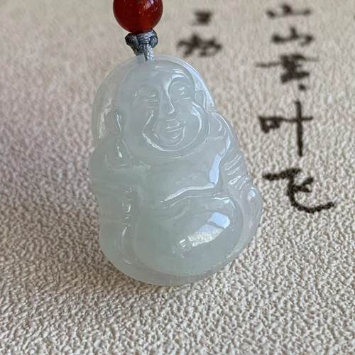 缅甸天然翡翠吊坠A货白色小佛公