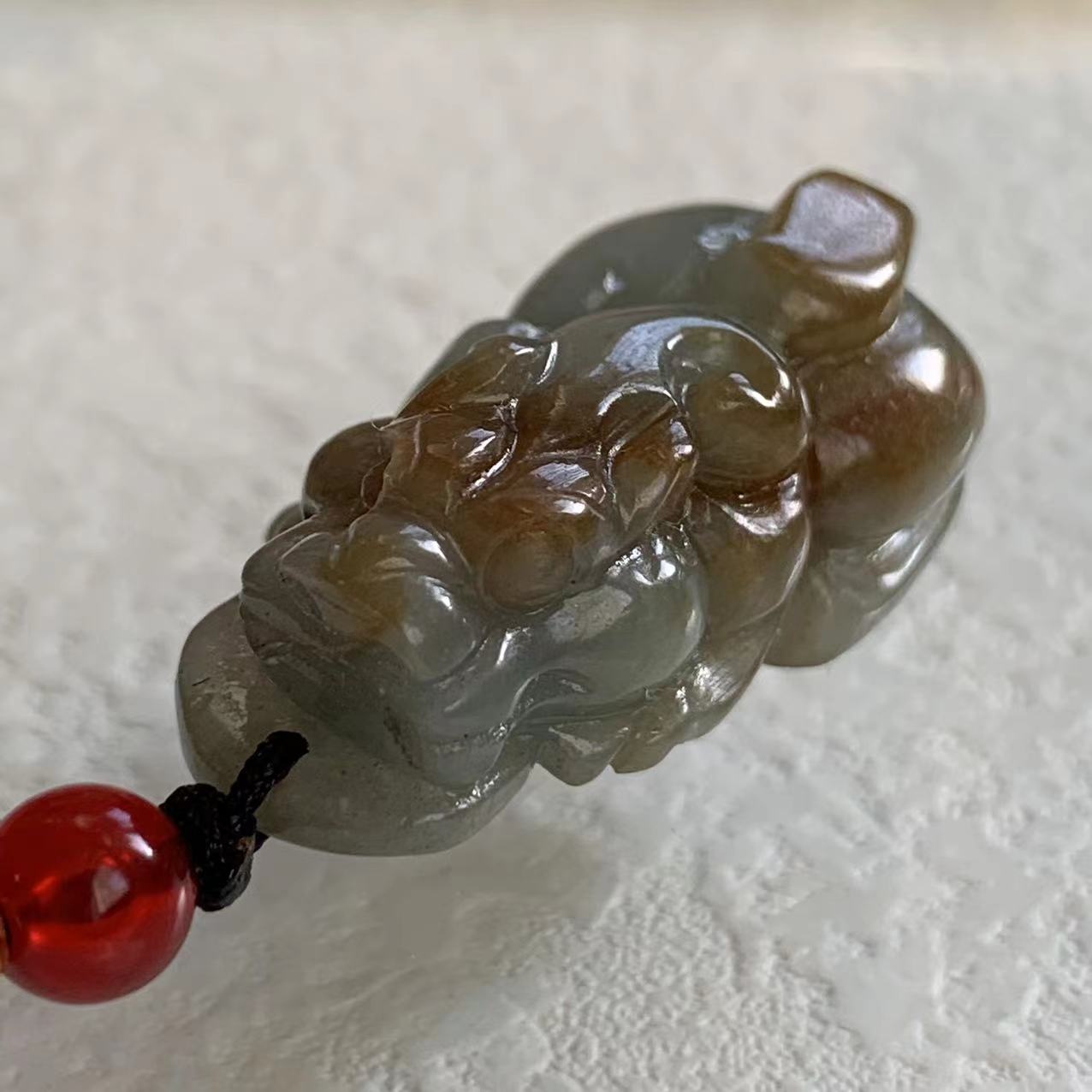 缅甸天然翡翠吊坠A货黄翡貔貅
