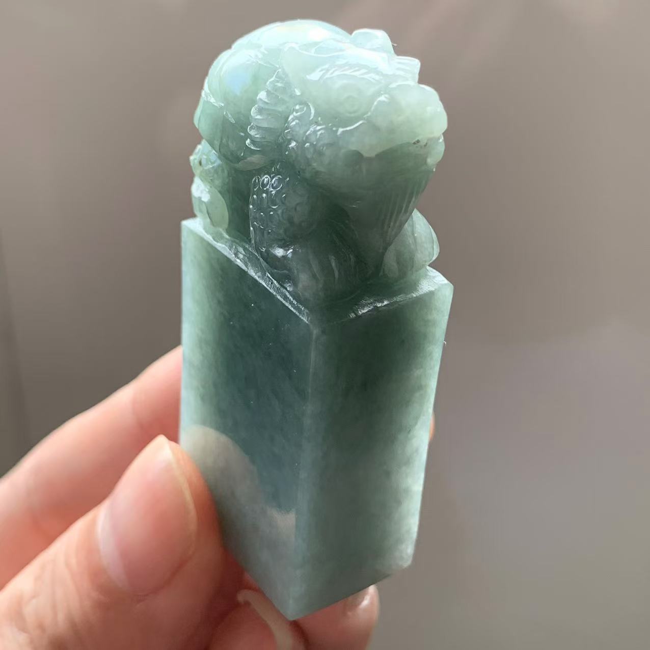 缅甸A货翡翠印章龙龟玄武摆件