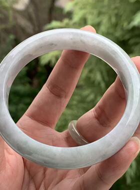 缅甸玉缅甸A货翡翠乳白色淡灰色乌鸡飘花正圈手镯14/8.8/61.7mm