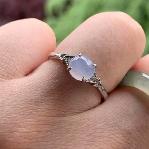 缅甸A货翡翠紫色紫罗兰蛋面戒指