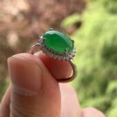 缅甸A货翡翠戒指裸石冰阳绿色蛋面戒指11 3.4mmS925银锆石镶嵌