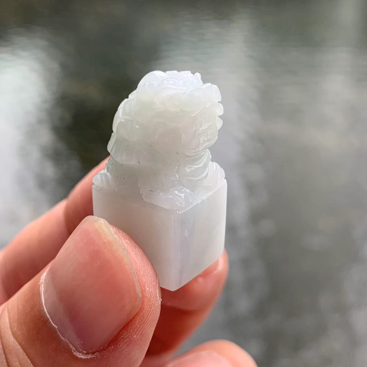 缅甸翡翠A货印章白色龙龟摆件
