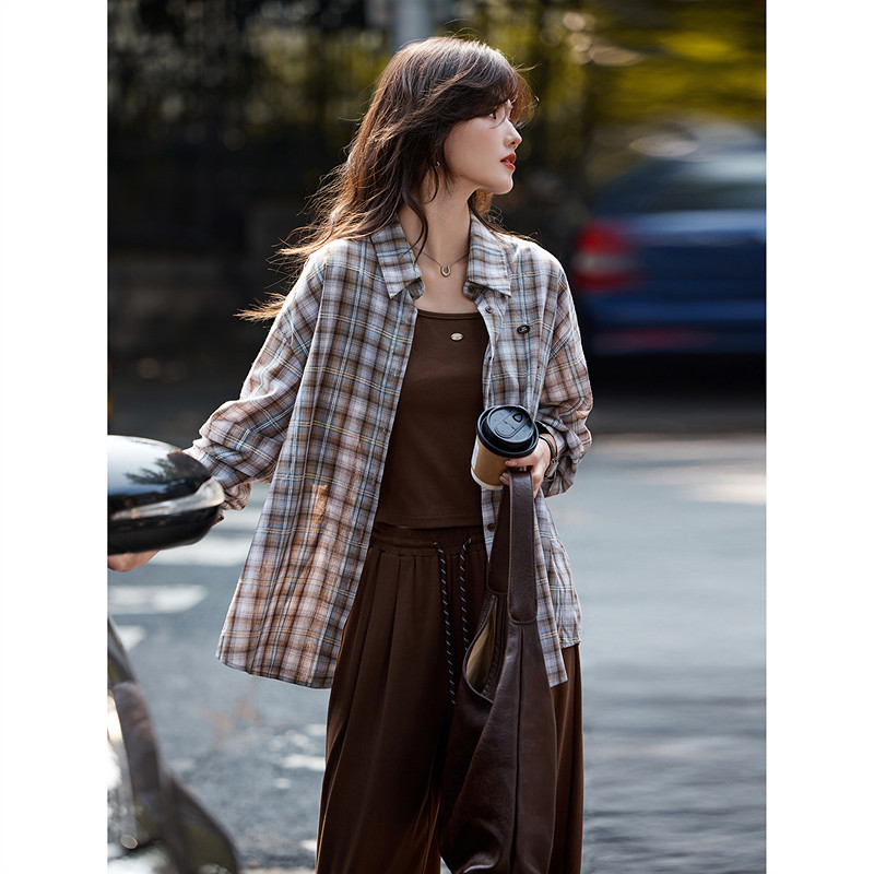 苏醒的乐园2026春季新款休闲格纹衬衫长裤三件套装女